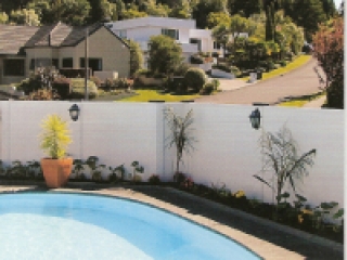 Belaire 1.8 high fence pool surround 001